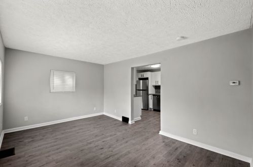 1550 Banfield St, Pittsburgh, PA 15235-1207