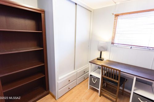 5401 Flying M St, Tucson AZ 85713-6421 exterior