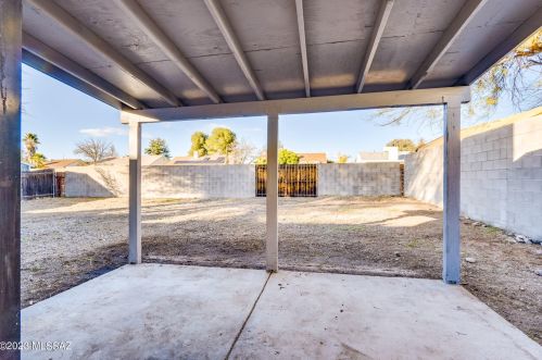 10455 Bridgestone Pl, Tucson AZ 85730-5001 exterior