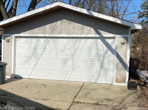 20232 Annapolis St, Dearborn Heights MI  48125-3004 exterior