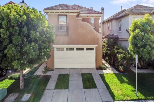 5261 Davidson Dr, Oxnard, CA 93033-9123