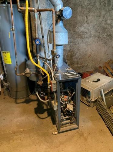 448 Admiral St, Providence RI 02908-2417 exterior