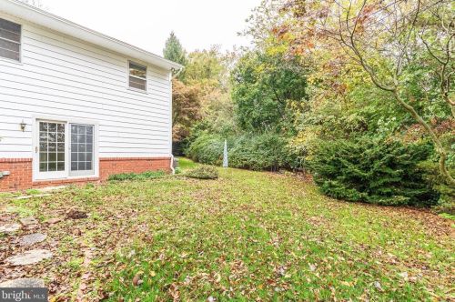 2101 Givenswood Dr, Fallston MD 21047-1426 exterior