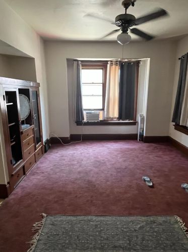 2222 Finn Pl, Milwaukee WI 53206-1338 exterior