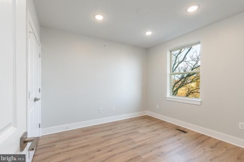 2453 Hancock St, Philadelphia PA 19133-3802 exterior