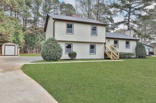 3696 Lenora Church Rd, Lithonia, GA 30039-5252