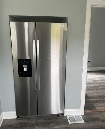 1651 Harding Ave, Chicago IL  60647-4609 exterior