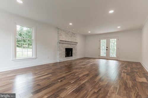 1905 Heritage Rd, Huntingdon Valley PA  19006-7813 exterior