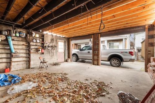 408 Cato St, Pittsburgh PA 15213-4454 exterior