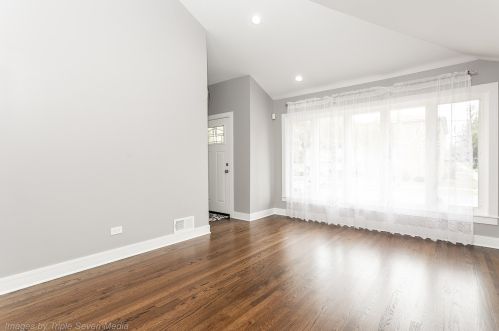 6322 Oak Park Ave, Chicago IL 60638-4018 exterior