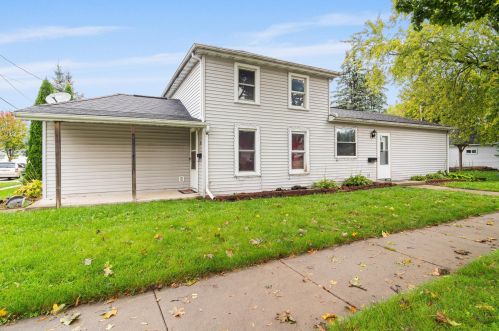 303 Finch St, Horicon WI 53032-0014 exterior