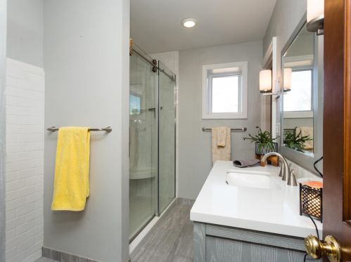 6471 Devonshire Ave, Saint Louis MO 63109-2505 exterior