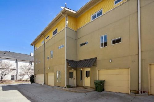 100 Moreland Ave, Atlanta GA  30307-2625 exterior