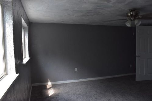 502 Walnut St, Pittsburgh PA  15210-2103 exterior