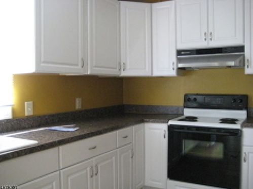 43 Clove Ave, Wantage NJ 07461-1915 exterior