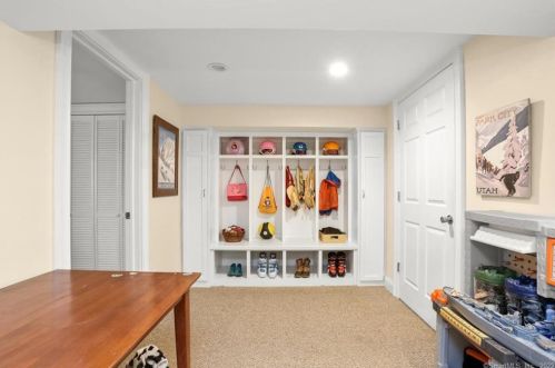 32 Myrtle St, Norwalk CT 06855-1315 exterior