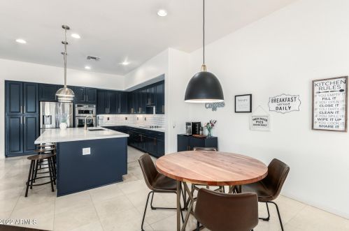 1802 Mead Pl, Chandler AZ  85248-5435 exterior