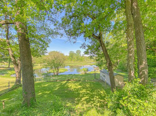 64630 Cassopolis Rd, Cassopolis MI 49031-8561 exterior