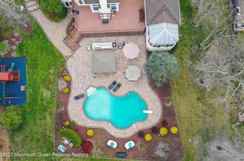 591 Derose Ln, East Freehold NJ 07728-9236 exterior