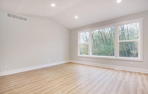 2266 Dunnigan Ave, Grand Rapids MI exterior