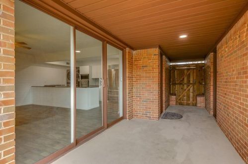 9930 Cloister Dr, Dallas TX 75228-3617 exterior