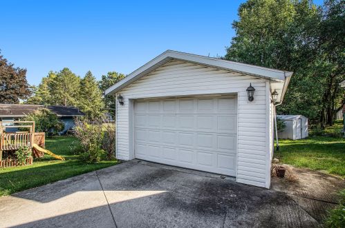 31814 Swisher St, Dowagiac MI 49047-9277 exterior