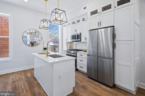 1551 4th St, Washington DC  20001-1905 exterior