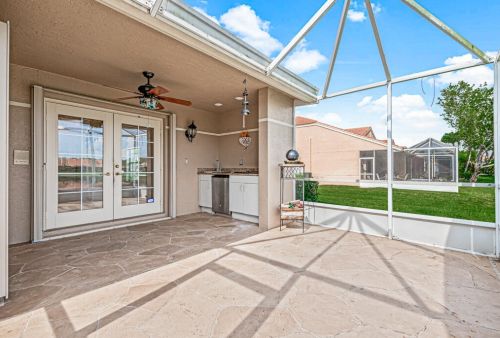 8367 Logia Cir, Boynton Beach FL 33472-7113 exterior