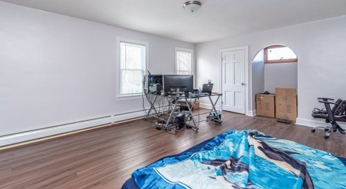 13 Ashwood St, Worcester MA 01604-3831 exterior