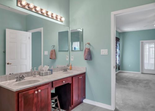 43 Magnolia Lake Dr, Defuniak Springs FL 32433-5252 exterior