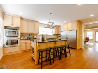 2288 Cottage Grove Ave, Atlanta, GA 30317-2716