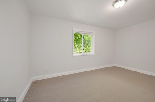 2254 Mt Vw Pl, Washington DC 20020-5219 exterior