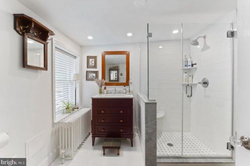 2045 Brandywine St, Philadelphia PA  19130-3204 exterior