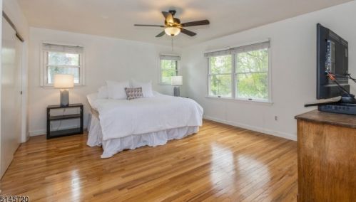 6 Tudor Oval, Westfield NJ 07090-2223 exterior