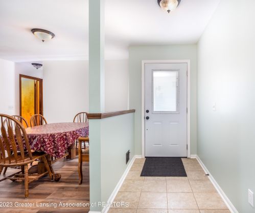 1225 Sandhill Dr, Dewitt MI 48820-9551 exterior