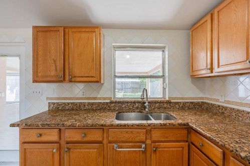 6803 Larmon St, Tampa FL  33634-5019 exterior