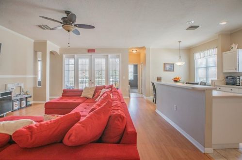 10118 Arbor Run Dr, Tampa FL 33647-2955 exterior