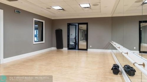 17894 Monte Vis Dr, Boca Raton FL 33496-1057 exterior