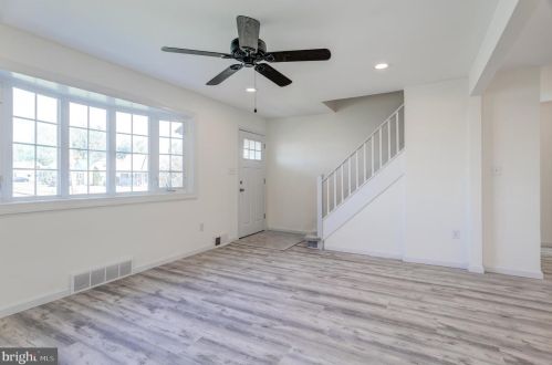 113 Washington Ave, Chester, PA 19015-2727