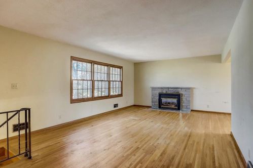 3375 Ebba St, Saint Paul MN 55110-5521 exterior