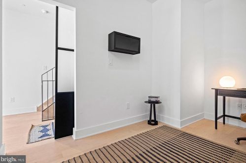 1613 2nd St, Philadelphia PA 19122 exterior