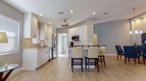 10403 Stratton Dr, Fort Pierce FL 34987-2318 exterior