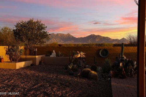 3211 Corte Amarilla, Green Valley AZ 85614-4782 exterior