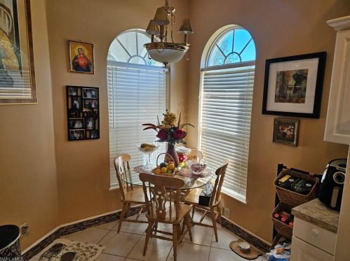 798 105 Ave, Naples FL 34108-1842 exterior