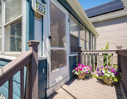 22 Mudge St, Lynn, MA 01902-1216