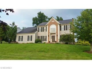 175 Beaumont Trl, Aurora, OH 44202-7535