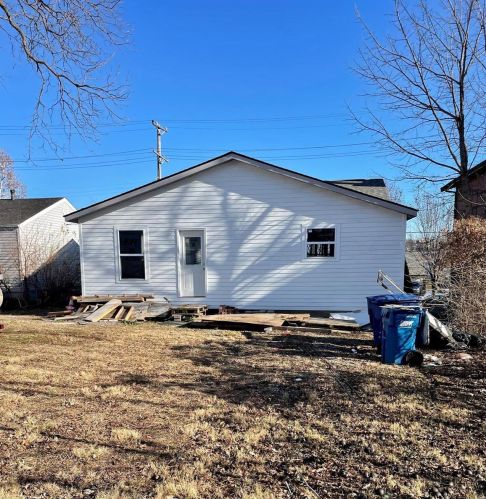 2211 Prather Ave, Saint Louis MO 63139-3531 exterior