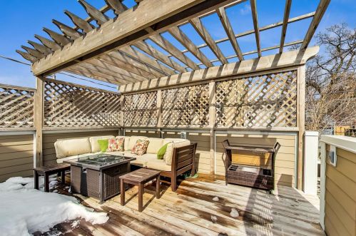 2236 Fletcher St, Chicago IL 60634-4033 exterior