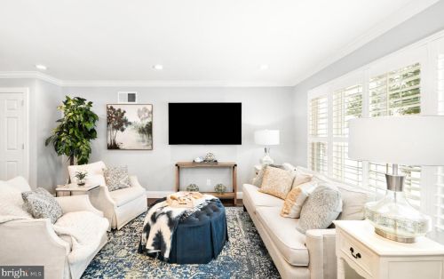 4721 Jasmine Dr, Rockville MD exterior