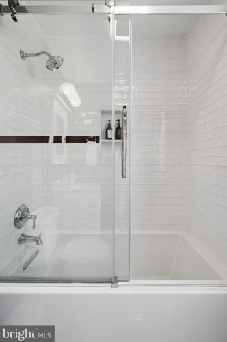 503 22nd St, Philadelphia PA  19146-1256 exterior